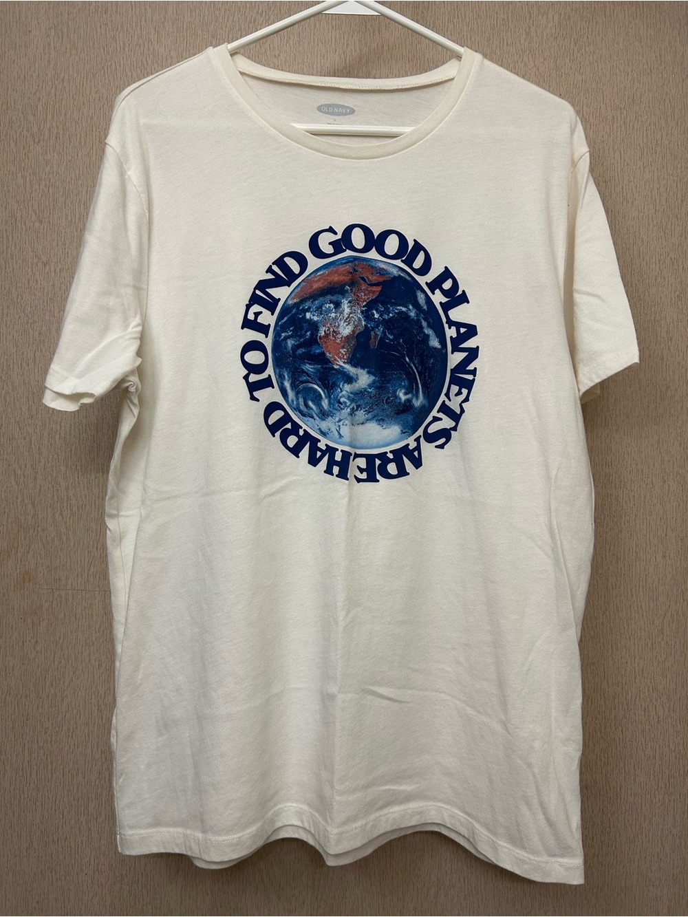 Old Navy - Good Planets Are Hard to Find Earth Day Shirt - Size L
